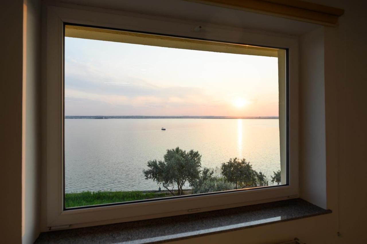 Apartament Sunset Lake Apartament Mamaja Zewnętrze zdjęcie